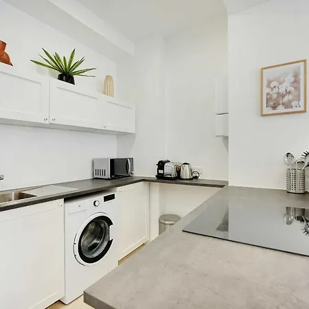 Апартаменты Amazing 1br -center Париж