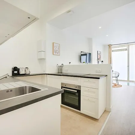 Amazing 1br -center Париж